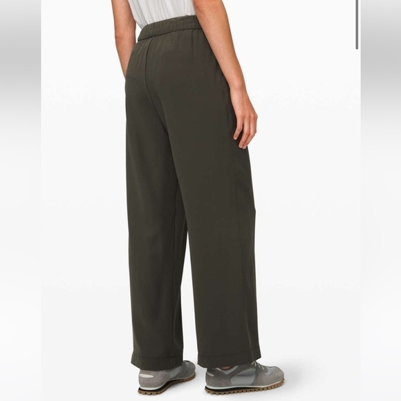 Lululemon Noir Pant Dark Olive size 6 - Picture 15 of 16